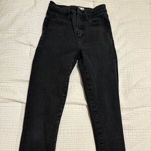 Abercrombie & Fitch Women's Black Skinny Ankle Jeans
